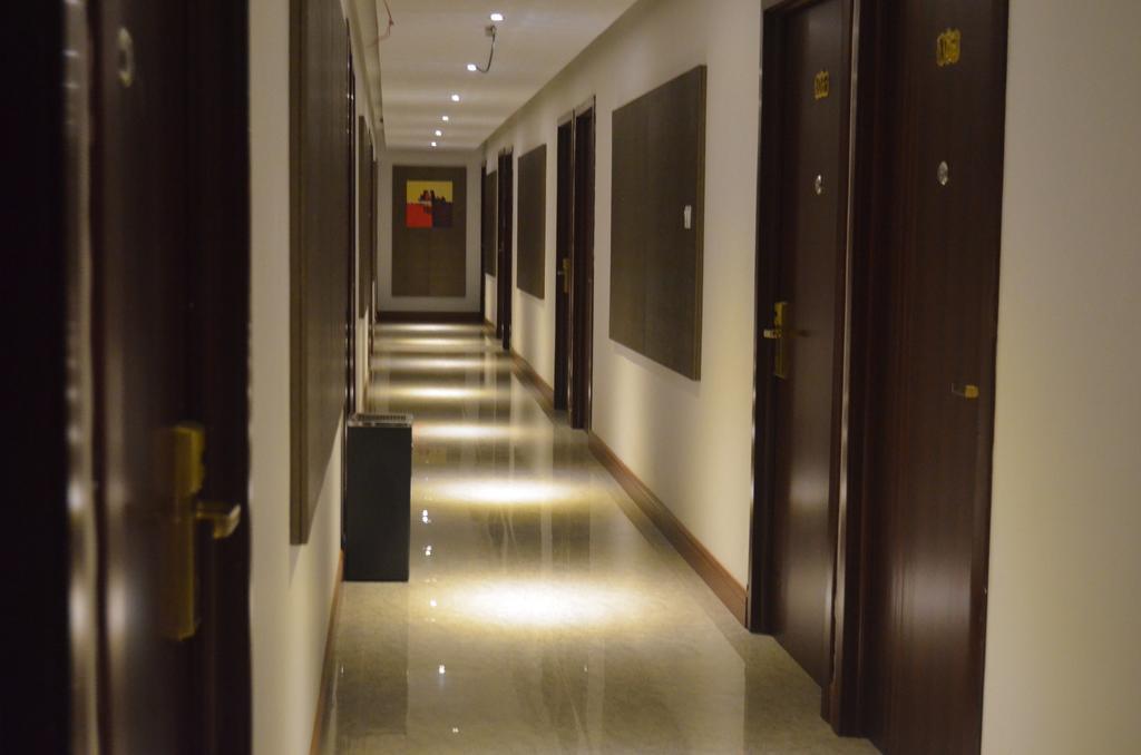 Mustika Gajah Mada Hotel Yakarta Exterior foto