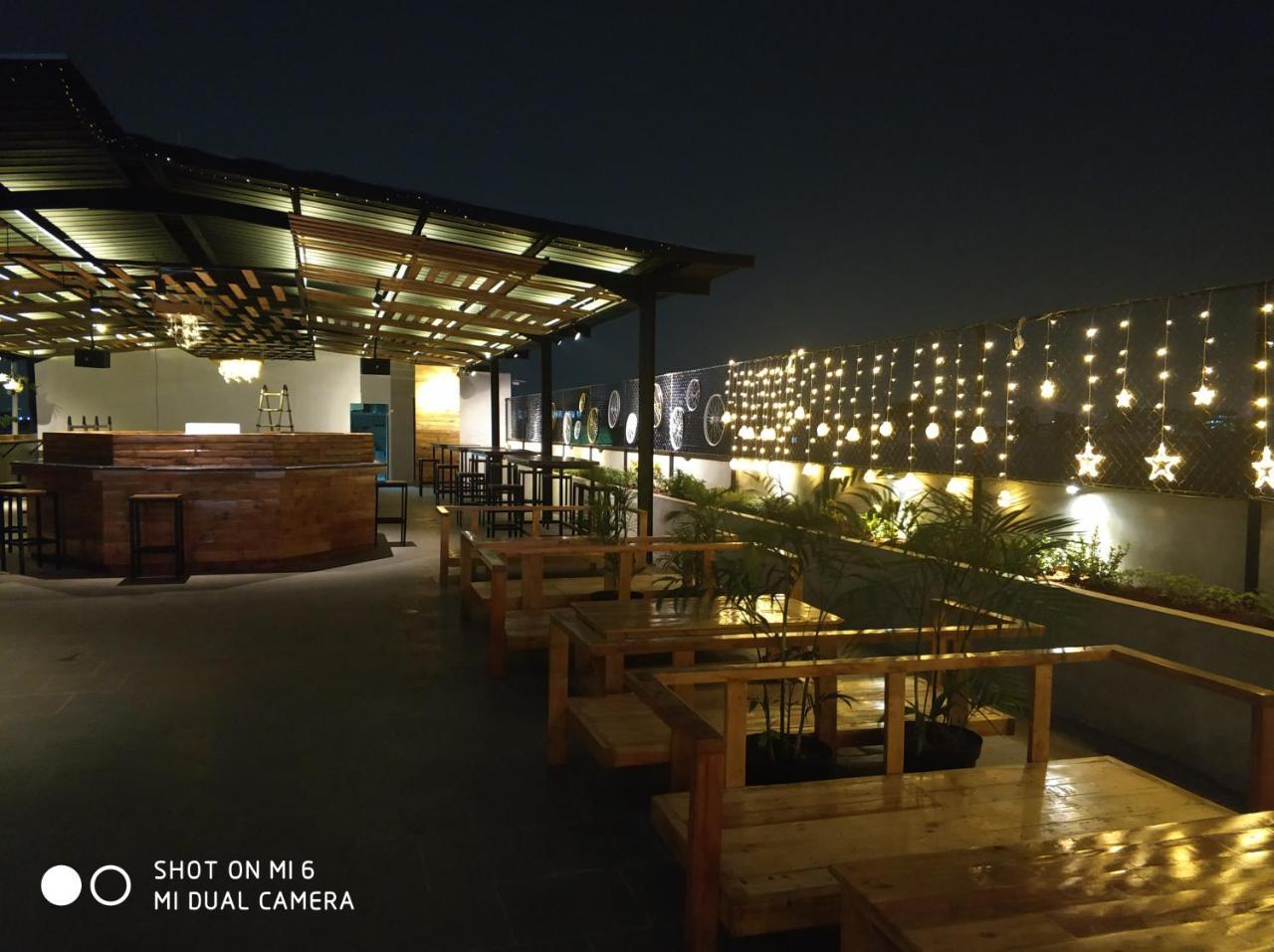 Mustika Gajah Mada Hotel Yakarta Exterior foto