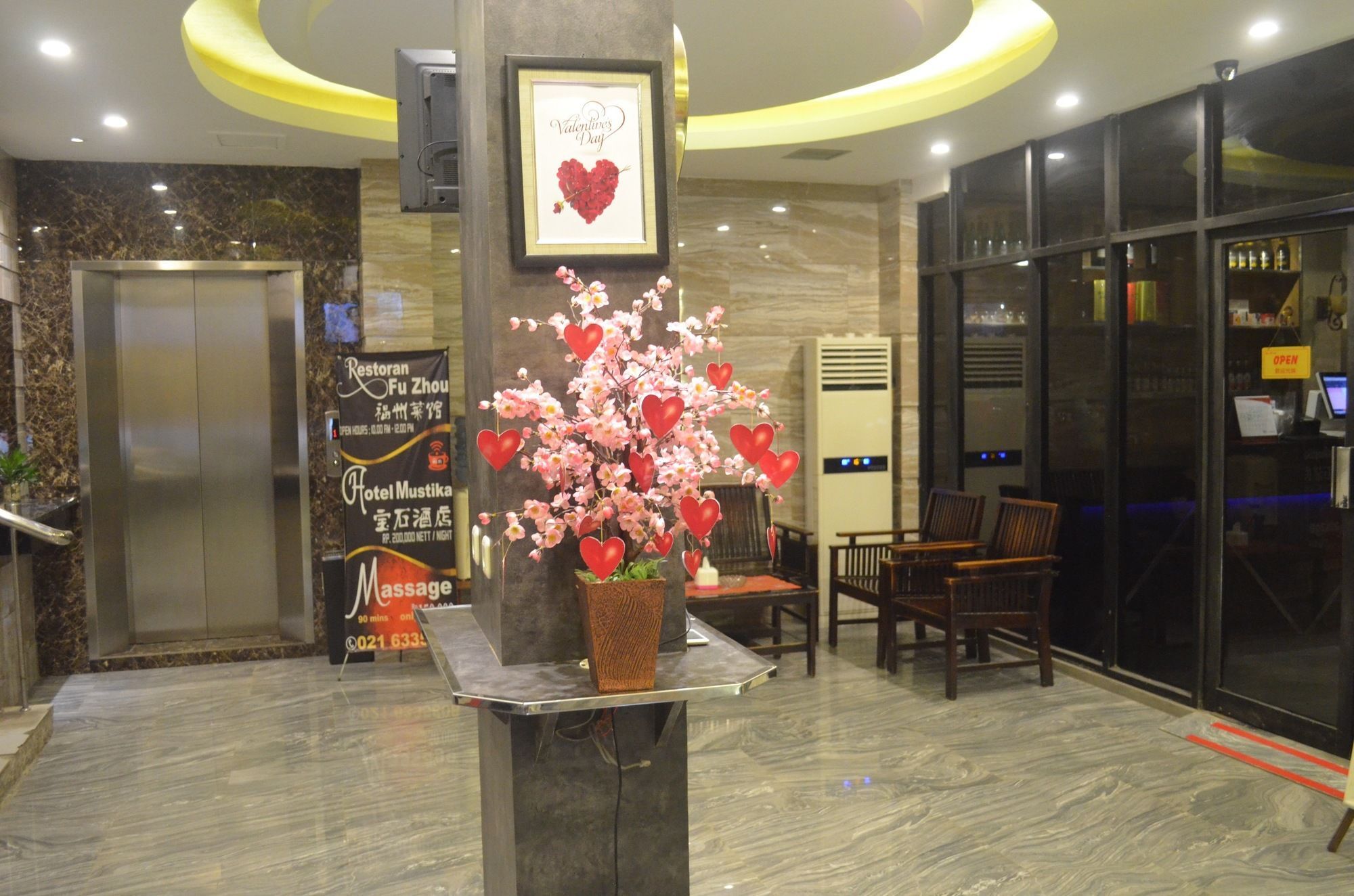 Mustika Gajah Mada Hotel Yakarta Exterior foto